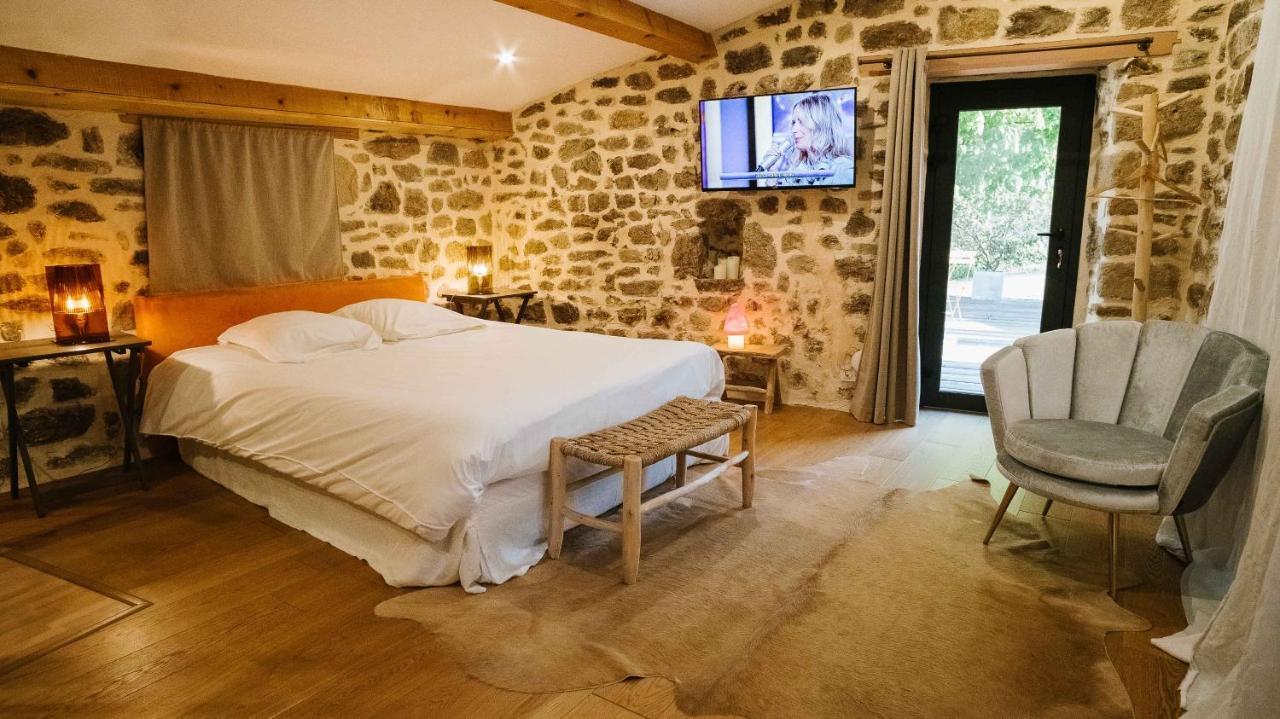 La Chomotte Hotel Saint-Alban-d'Ay Eksteriør billede