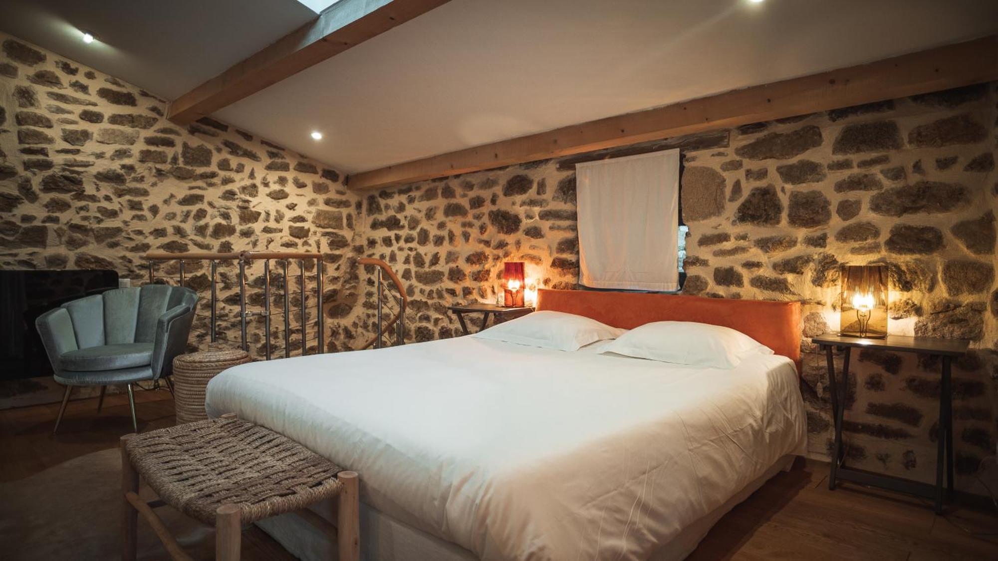La Chomotte Hotel Saint-Alban-d'Ay Eksteriør billede