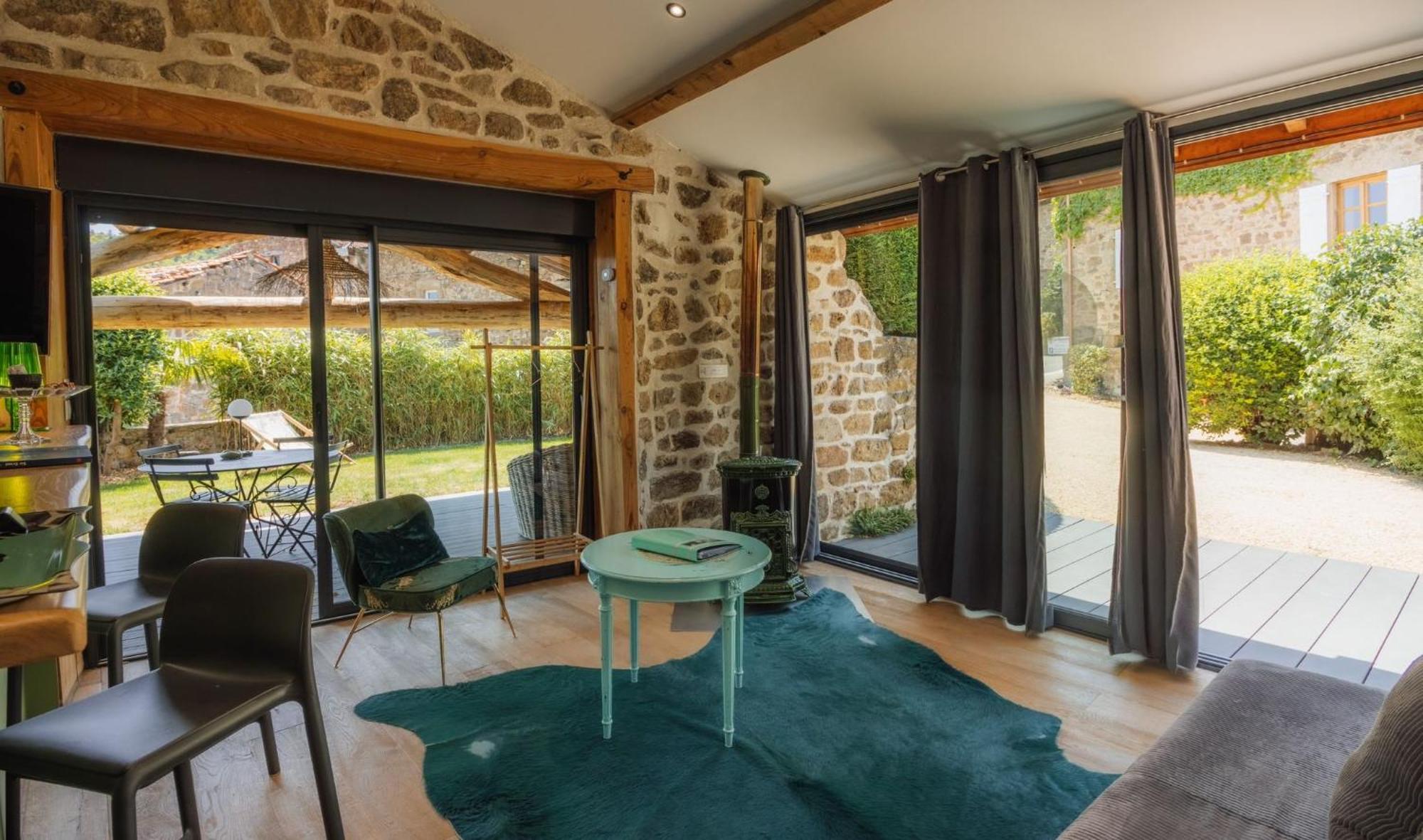 La Chomotte Hotel Saint-Alban-d'Ay Eksteriør billede